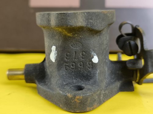 Anschlussstutzen Opel Rekord C 1,5 1,7N Vergaser Drosselklappe Achse Hebel GM Neu Original