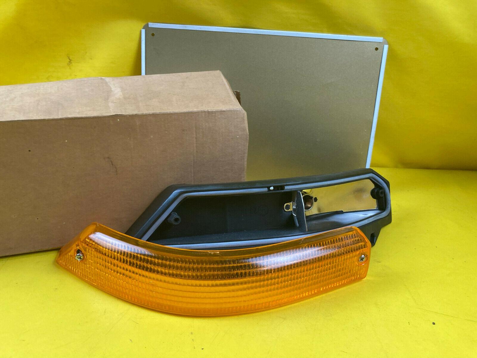 ID_12632_orig-2.jpg NEU + ORIGINAL BMW E12 5er Blinker + Gehäuse links turn indicator Blinkleuchte