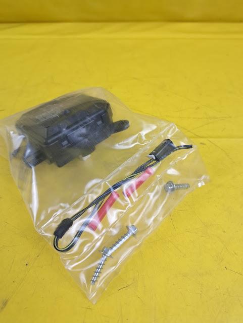 ID_112910_orig.jpg Stellmotor Servomotor Luftklappe Heizung Opel Astra G + H GM 13130388 Original Neu