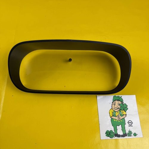 Tachoblende Opel Kadett C Abdeckung Tacho mit Stellknopf für Uhr Neu Original