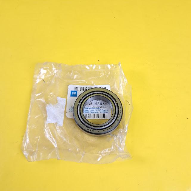 ID_119488_orig.jpg Getriebe Differential Lager Opel Getriebe F16 / F18 / F20 GM 9437733 Original Neu