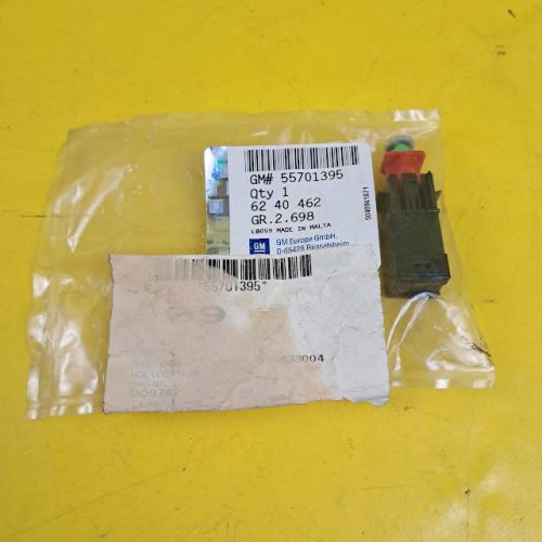 Bremslichtschalter Opel Astra H Zafira B Adam Corsa D + E - GM 55701395 Original Neu