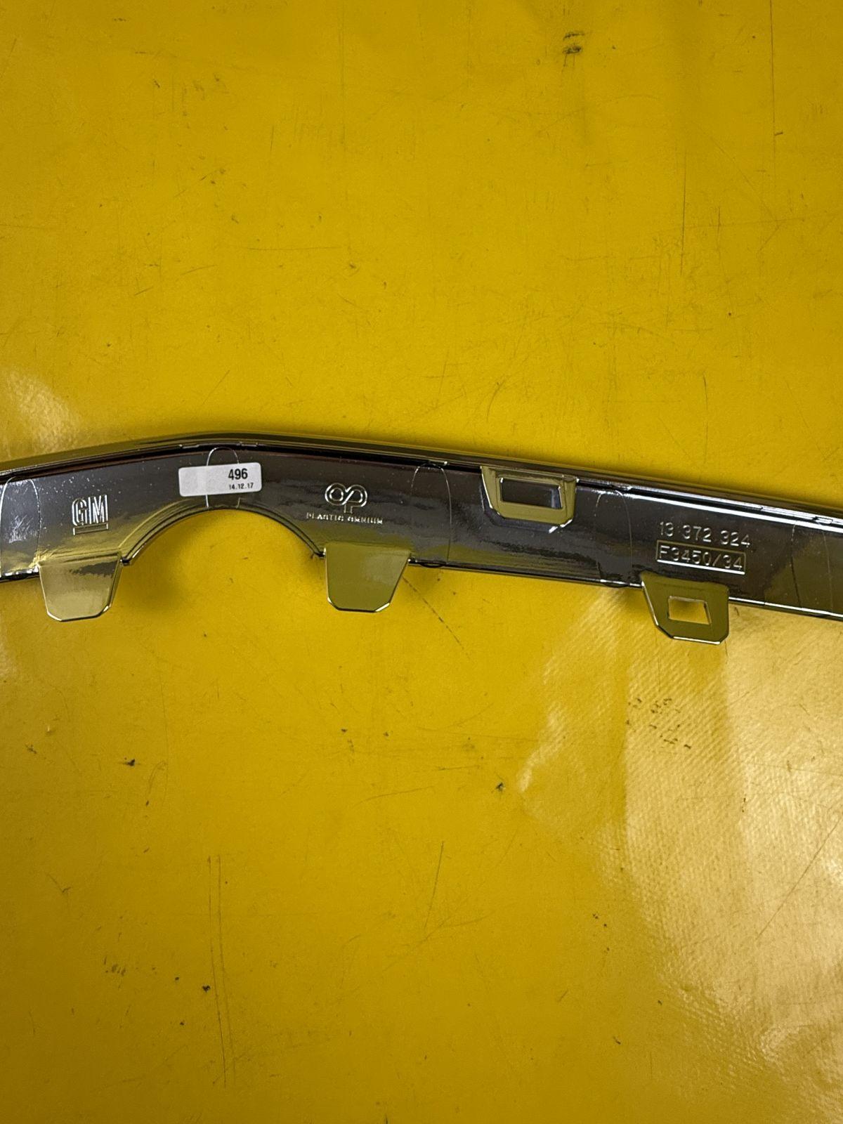 ID_126584_orig.jpg Zierleiste Kühlergrill Opel Cascada oben Chrom GM 13372324 Neu Original