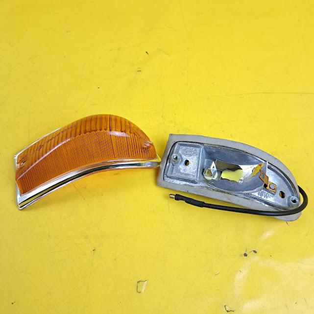 ID_127071_orig.jpg Blinker Gehäuse Dichtung Links Opel Kadett A/N Chrom Original Neu