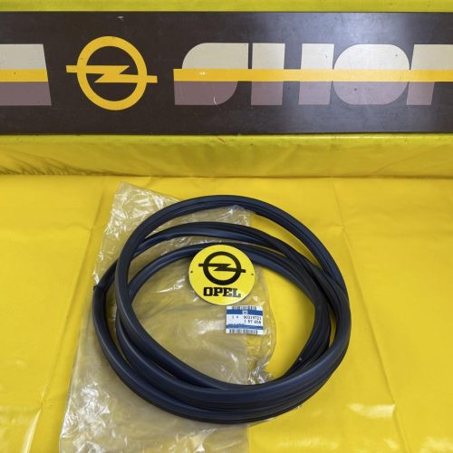 Türdichtung hinten Opel Omega A Caravan GM 90319721 Gummiabdichtung mit Flanschabdeckung