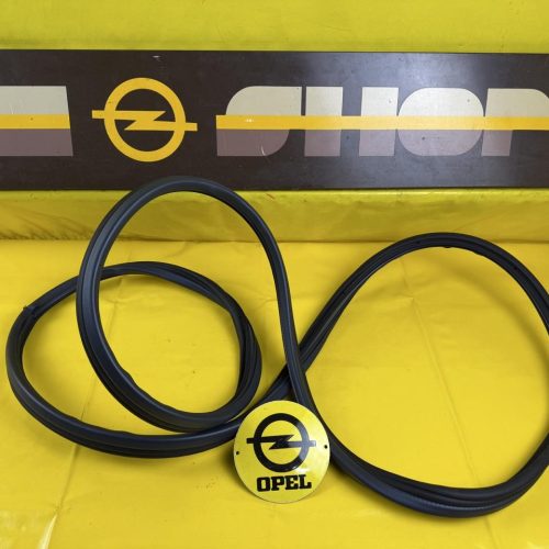 Türdichtung hinten Opel Omega A Caravan GM 90319721 Gummiabdichtung mit Flanschabdeckung