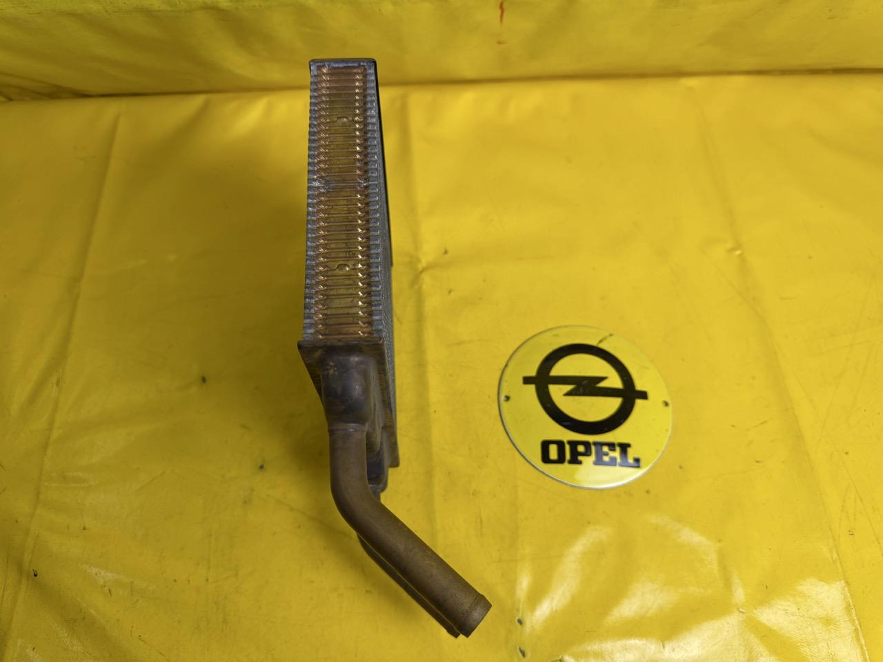 ID_132415_orig-2.jpg Heizkörper VERSTÄRKT Opel Kadett D Wärmetauscher Heizung Bi-Metall Ausführung Orig. + Neu