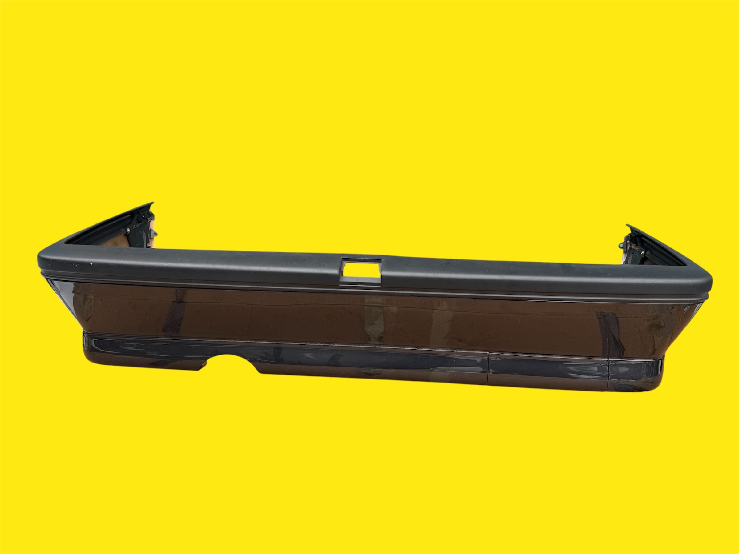 ID_131419_orig.jpg Stoßstange hinten Opel Omega A 3,0 24V / 3000 inkl. Spoiler Orig. + Neu GM NOS