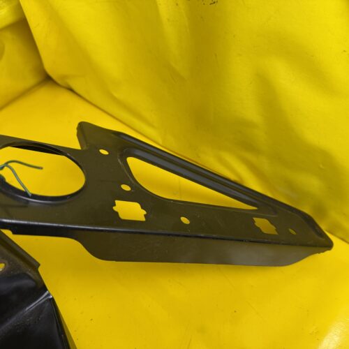 Reparaturblech Radeinbau Opel Omega A Radhaus vorne rechts GM 90338326 Orig. + Neu