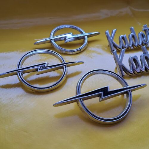 Emblem Schriftzug Chrom Opel Kadett B Limousine Kombi Set Embleme Original