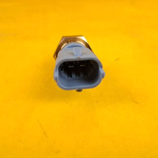 ID_136634_orig.jpg Temperatursensor Kühlmittel Opel Vectra B / Astra F / Corsa B - GM 90541520 Original Neu