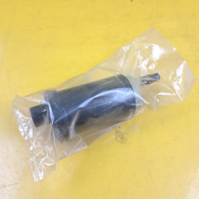 ID_136811_orig.jpg Kraftstoffpumpe Opel Ascona C 1,6 E16NZ / C16NZ elektrisch Bosch GM 90272744 Original Neu