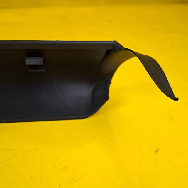 ID_137865_orig.jpg Frontspoiler Opel Ascona C ab Bj. 1987 unten links Spoileransatz GM 90254490 Original Neu