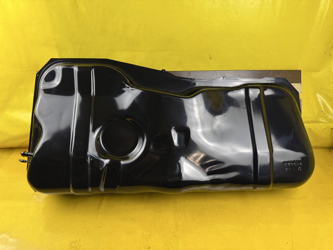ID_138866_orig.jpg Tank Opel Corsa A 1,6 GSi Kraftstoffbehälter E16SE C16SE C14SE Neu