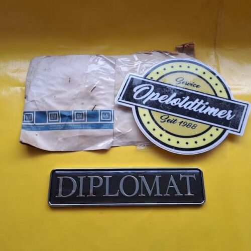 Emblem - DIPLOMAT - Opel Omega A Vauxhall Carlton Diplomat Original Neu