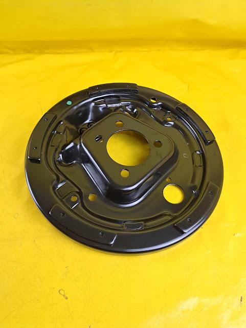 ID_98780-1.jpg Ankerblech Opel Combo C Bremsankerplatte hinten rechts Ankerplatte 18048209 Original Neu