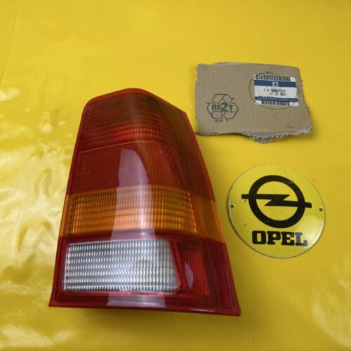 Heckleuchte Opel Kadett E Schrägheck rechts Rücklicht GM 90007597 Orig. + NEU